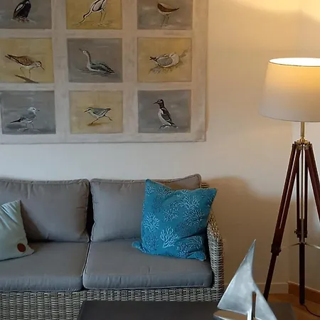 Les Dames De Nage Apartment